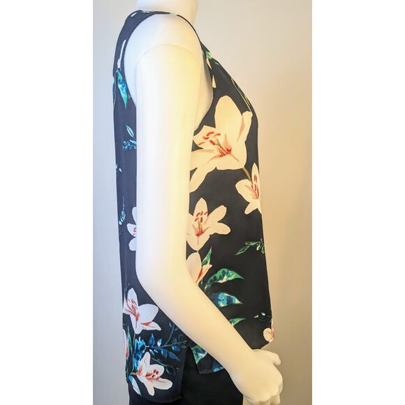 C & E Sleeveless Blouse Small Black Pink Tropical Floral V-Neck Cottagecore - Picture 4 of 7